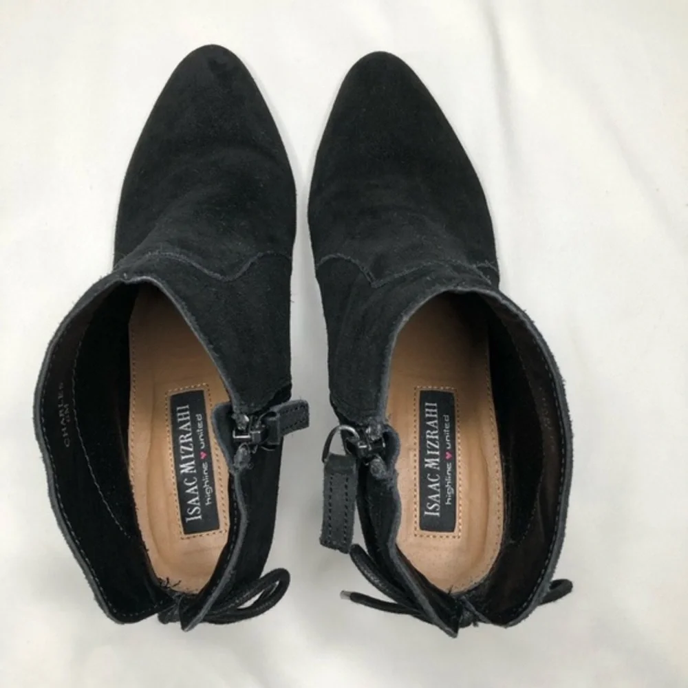Isaac Mizrahi Womens Black Back Lace Booties Size 6 M